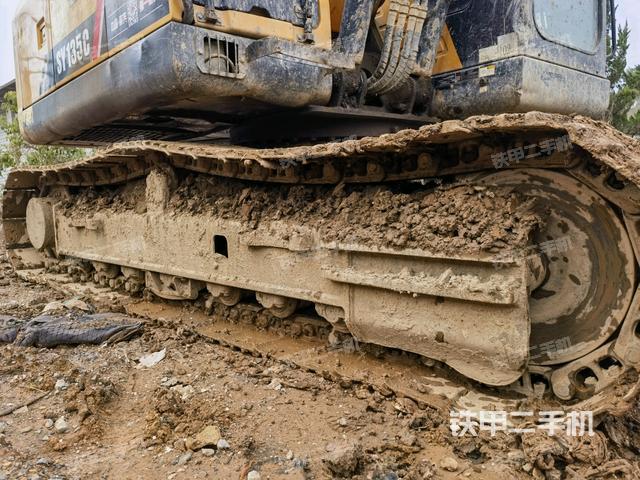 左側(cè)履帶整體?（行走機構(gòu)）