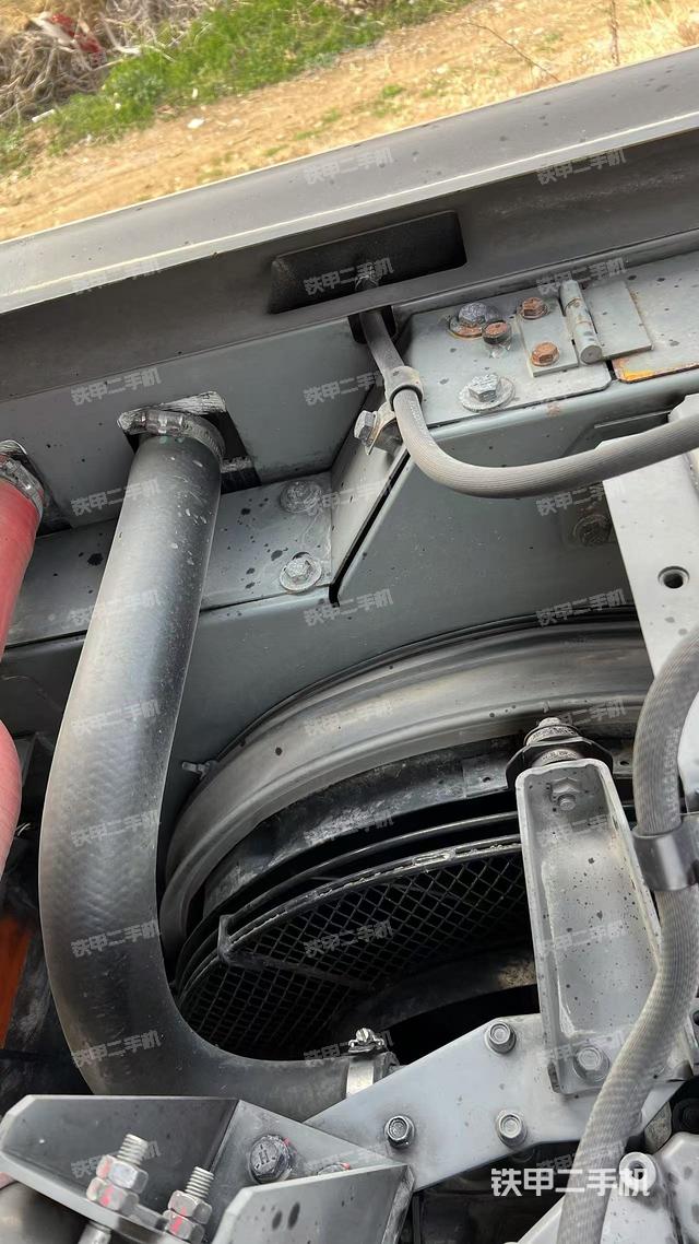 水箱+風(fēng)扇特寫(上車部件) 水箱+風(fēng)扇特寫(上車部件)
