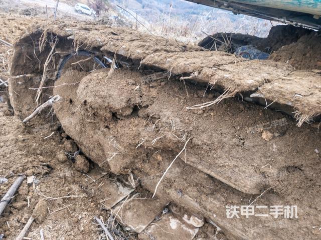 左侧行走马达盖板（行走机构）