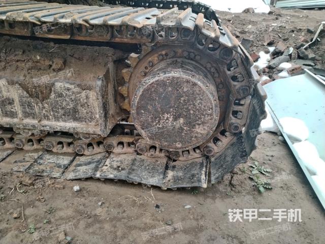 右驅(qū)動(dòng)輪(行走機(jī)構(gòu)) 右驅(qū)動(dòng)輪(行走機(jī)構(gòu))