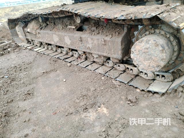 右側履帶整體（行走機構）