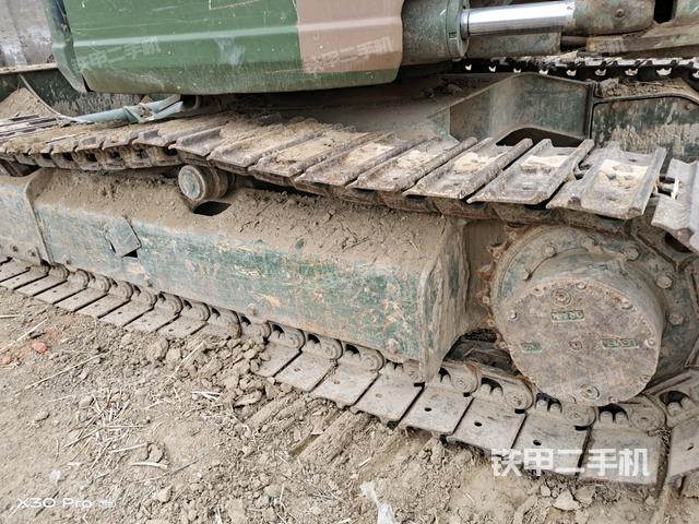 單側(cè)履帶整體（整機(jī)外觀）