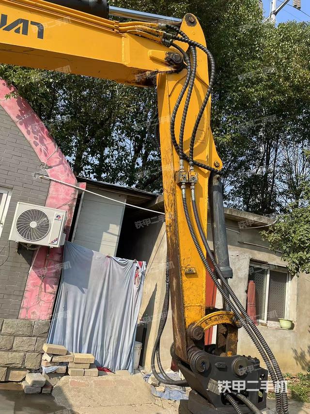 小臂整體左后（工作和回轉(zhuǎn)裝置）