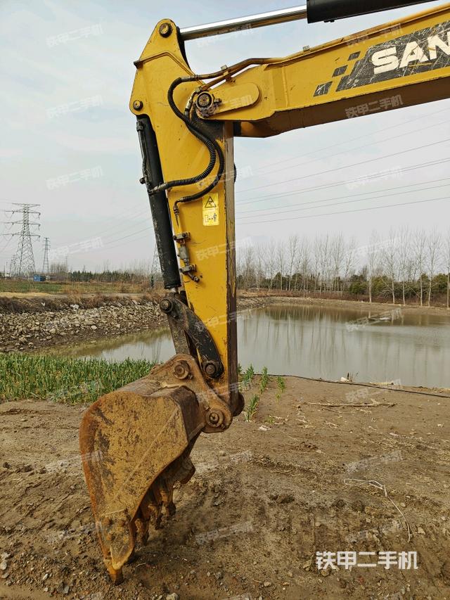 小臂整體左后（工作和回轉(zhuǎn)裝置）