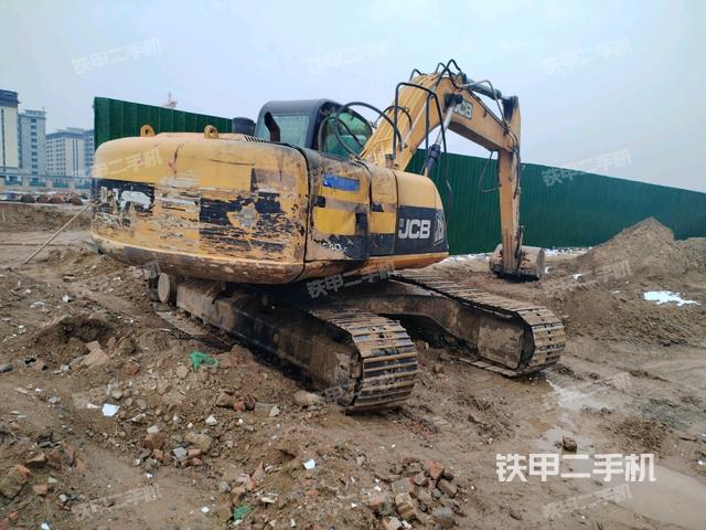 右后45(整機(jī)外觀) 右后45(整機(jī)外觀)