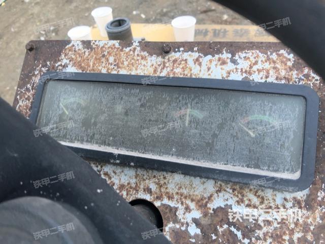 儀表盤全景（壓路機(jī)駕駛室）