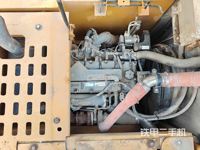 發(fā)動機室(上車部件) 發(fā)動機室(上車部件)