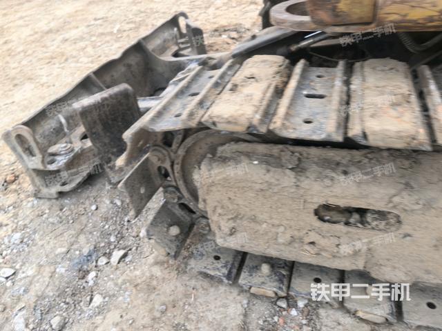 左驅(qū)動(dòng)輪（行走機(jī)構(gòu)）