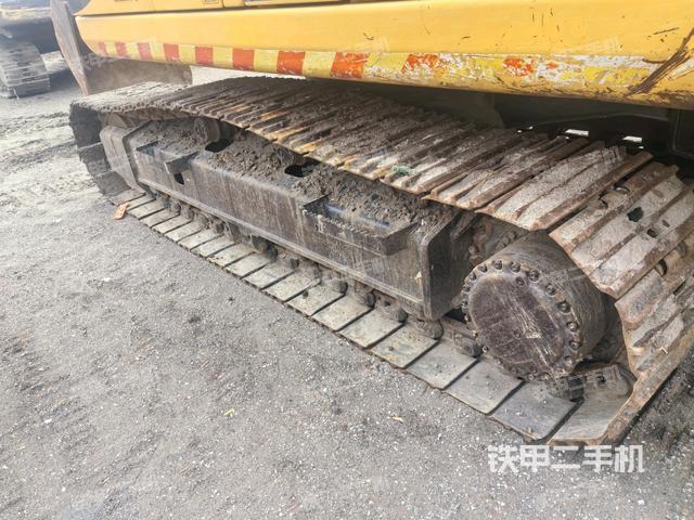 左側(cè)履帶整體?（行走機(jī)構(gòu)）