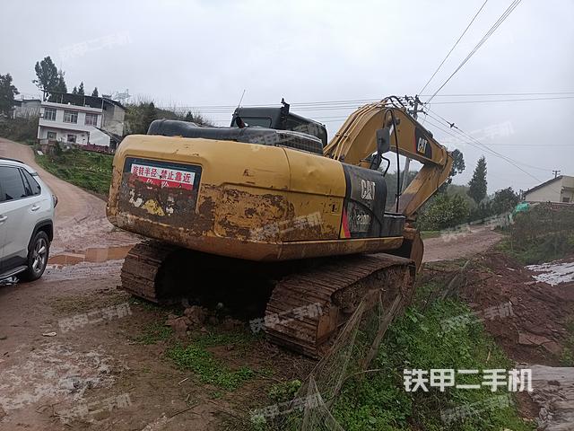 驾驶室顶部（整机外观）