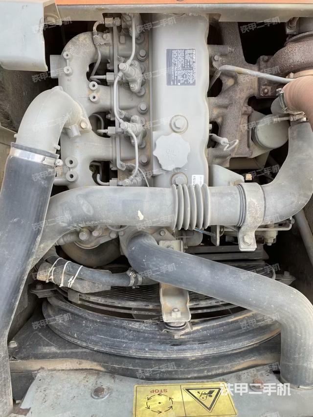 發(fā)動(dòng)機(jī)整體俯視(整機(jī)外觀) 發(fā)動(dòng)機(jī)整體俯視(整機(jī)外觀)