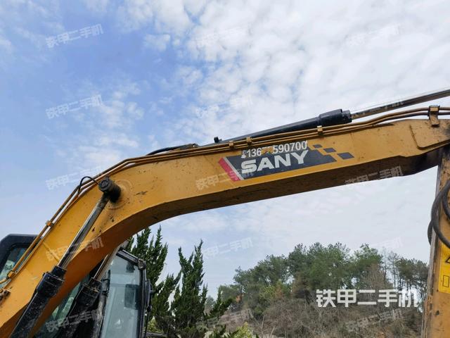 大臂整體?右側(cè)（工作和回轉(zhuǎn)裝置）