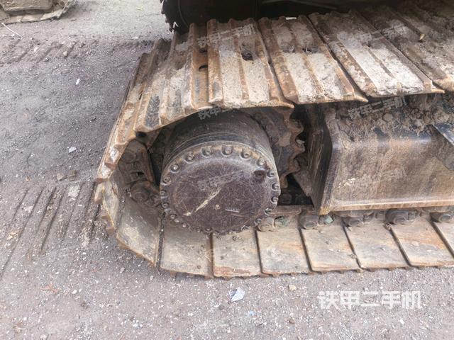 右驅(qū)動(dòng)輪（行走機(jī)構(gòu)）