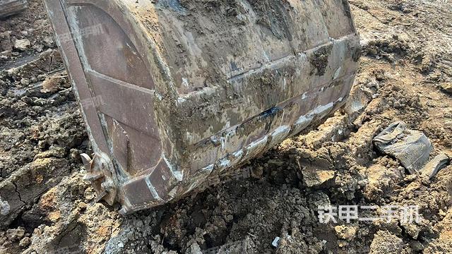 鏟斗45度(工作和回轉(zhuǎn)裝置) 鏟斗45度(工作和回轉(zhuǎn)裝置)