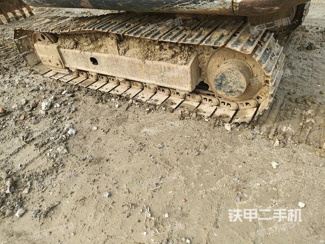 左側(cè)履帶整體?（行走機構(gòu)）