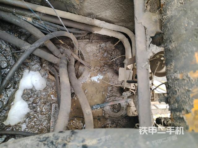 增壓器特寫(xiě)(上車(chē)部件) 增壓器特寫(xiě)(上車(chē)部件)