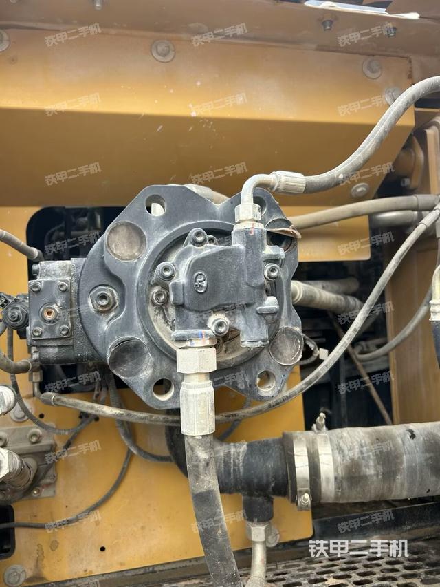 液壓泵室（大件艙室）