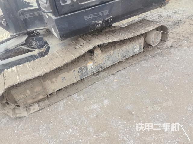 左側(cè)履帶整體?（行走機(jī)構(gòu)）