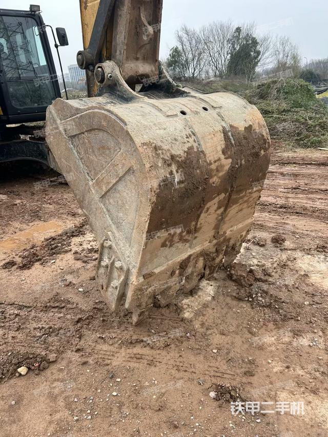 右導向輪（行走機構(gòu)）