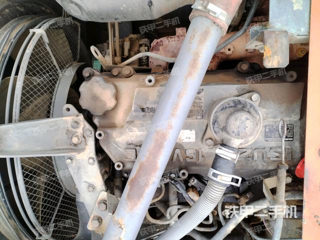 氣門室蓋螺絲特寫（上車部件）