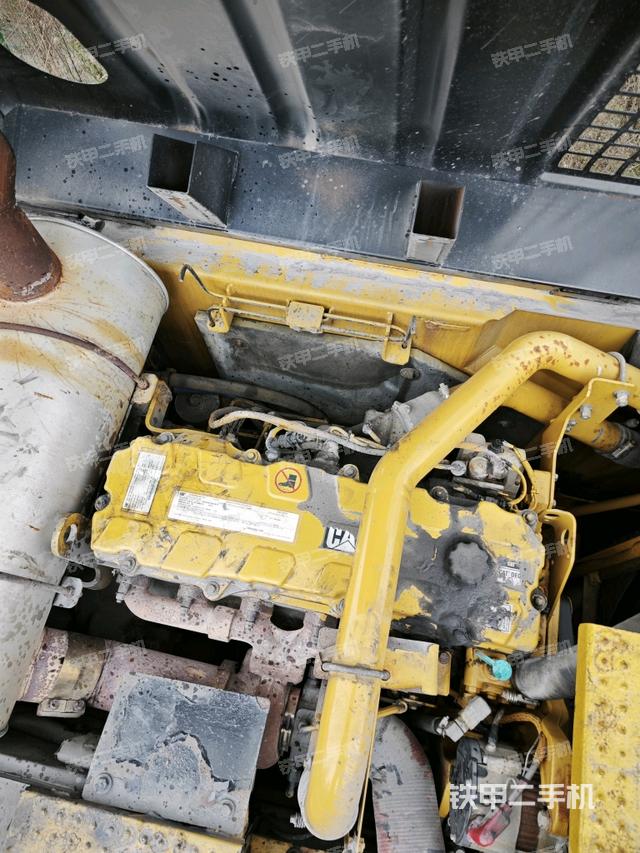 发动机整体俯视（整机外观）