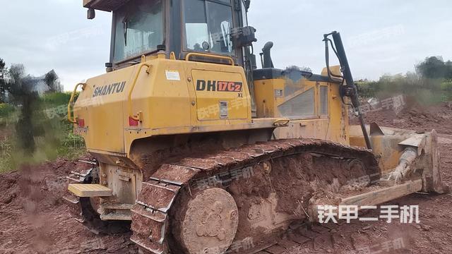 整機(jī)右后45°(設(shè)備外觀及核心部件) 整機(jī)右后45°(設(shè)備外觀及核心部件)