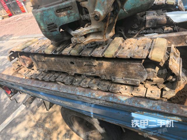 右側(cè)履帶整體?（行走機(jī)構(gòu)）