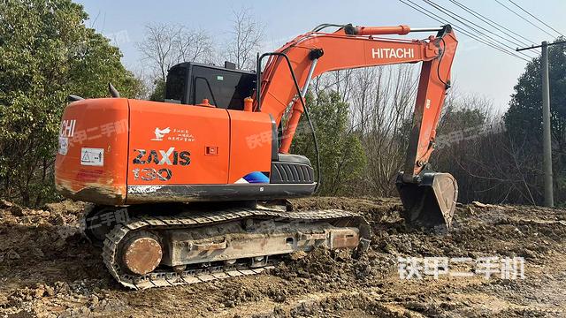 右后45(整機(jī)外觀) 右后45(整機(jī)外觀)