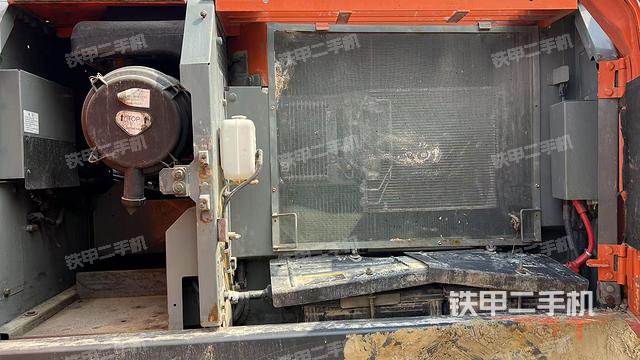 散熱器室(大件艙室) 散熱器室(大件艙室)
