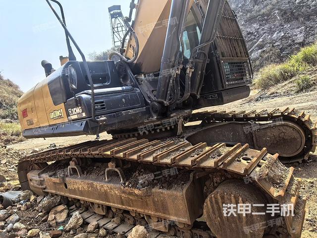 大臂根部?斜視(工作和回轉(zhuǎn)裝置) 大臂根部?斜視(工作和回轉(zhuǎn)裝置)