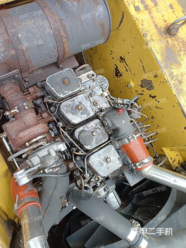 发动机整体俯视（整机外观）