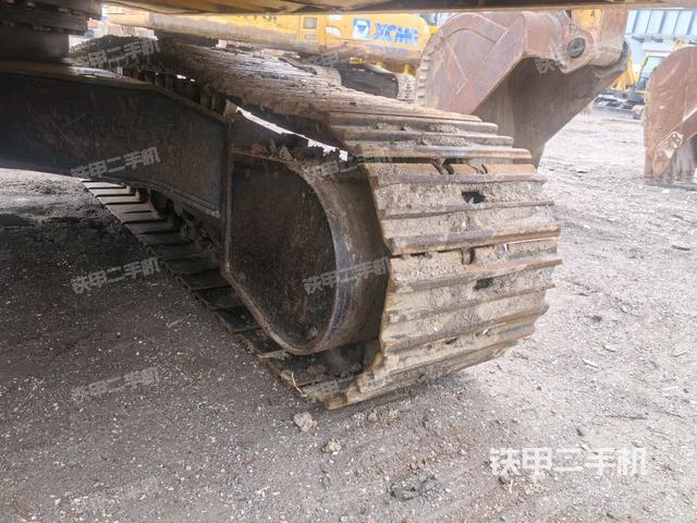 左側(cè)行走馬達(dá)蓋板（行走機(jī)構(gòu)）