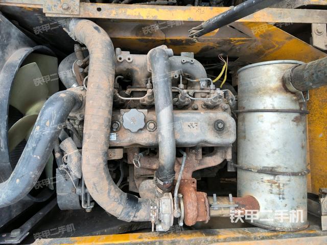 發(fā)動機(jī)室（上車部件）