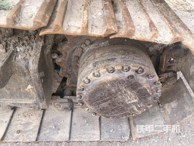 左驅(qū)動(dòng)輪（行走機(jī)構(gòu)）