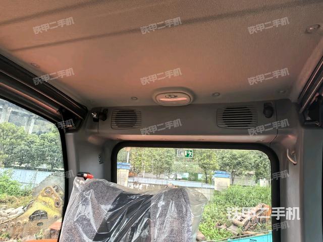 座椅左側(cè)控制臺/音響/含左手柄（駕駛室部分）