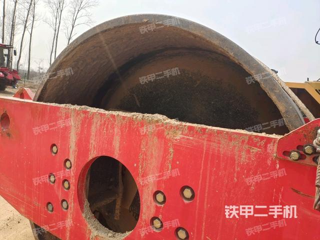 鋼輪厚度（壓路機(jī)前后車架）