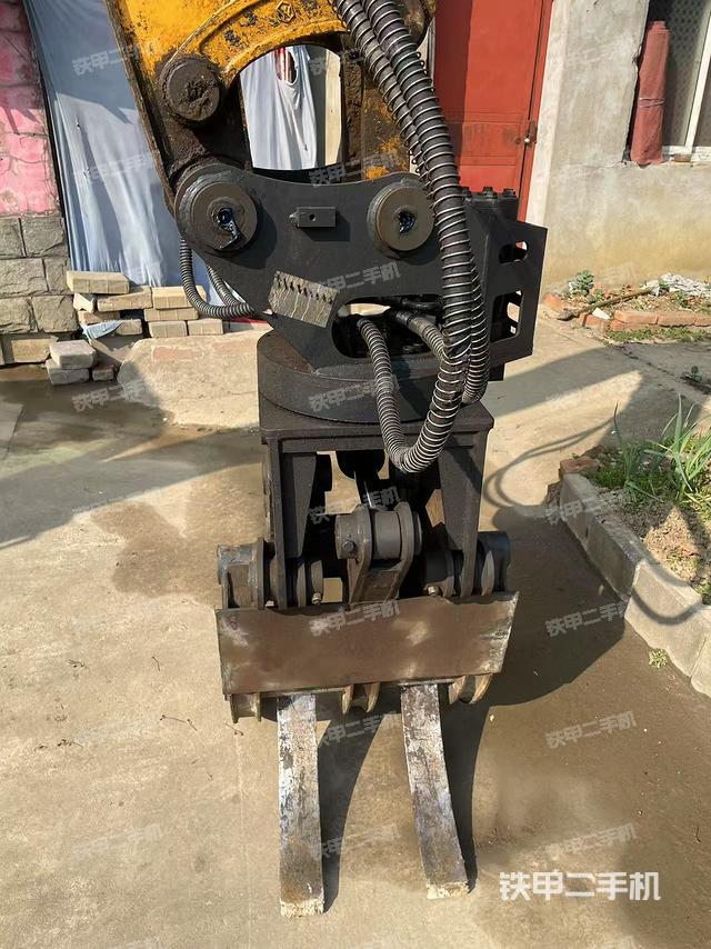 鏟斗45度（工作和回轉(zhuǎn)裝置）