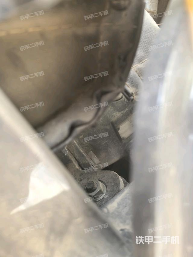 液壓泵室(大件艙室) 液壓泵室(大件艙室)