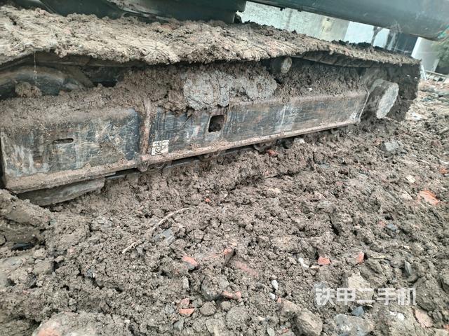 左側(cè)履帶整體?（行走機(jī)構(gòu)）