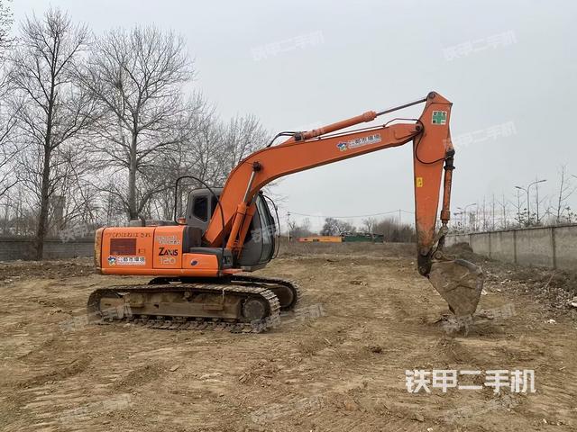 整機(jī)右后45°(整機(jī)外觀) 整機(jī)右后45°(整機(jī)外觀)