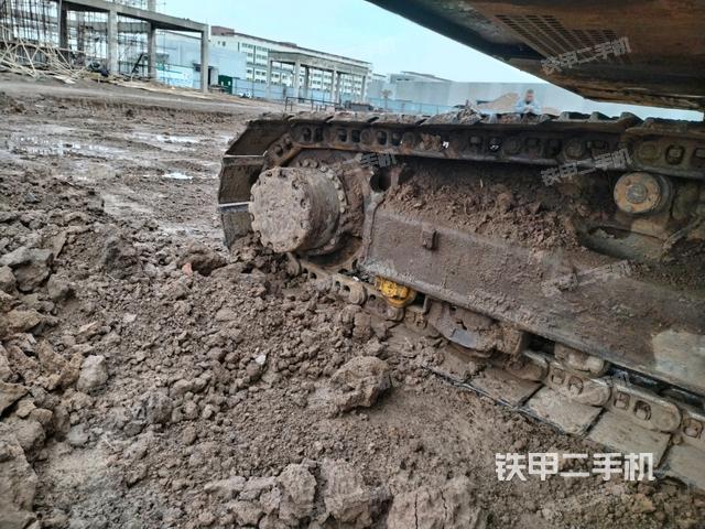 左驅(qū)動輪（行走機構）