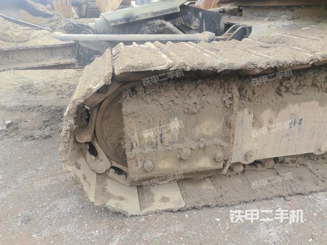 左導(dǎo)向輪（行走機(jī)構(gòu)）