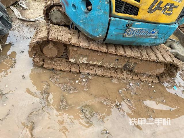 左側(cè)履帶整體?（行走機(jī)構(gòu)）