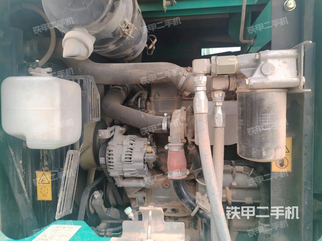 發(fā)動(dòng)機(jī)室（上車部件）