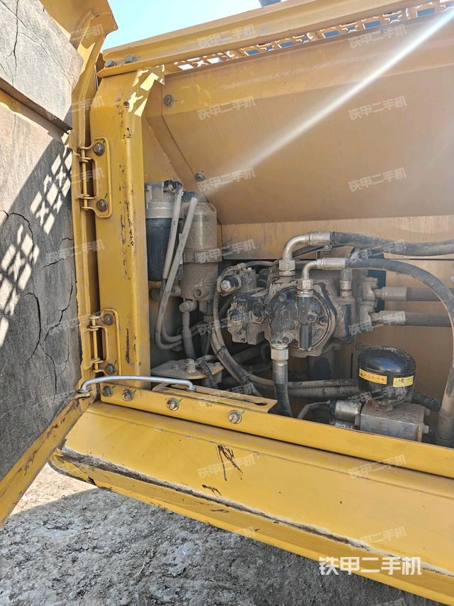 液壓泵室（大件艙室）