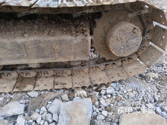 左驅(qū)動輪（行走機構）