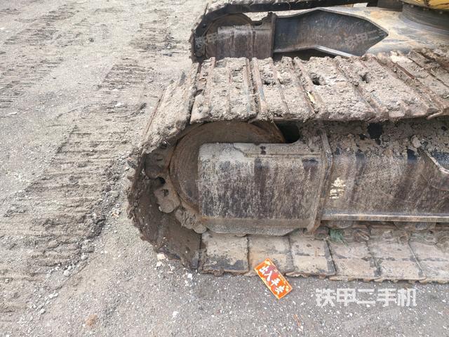 左導(dǎo)向輪（行走機(jī)構(gòu)）