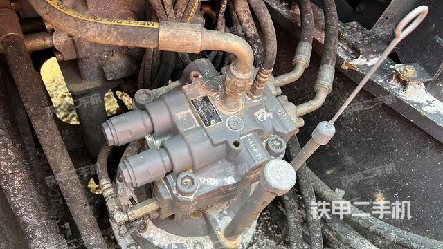 回轉(zhuǎn)馬達(上車部件) 回轉(zhuǎn)馬達(上車部件)