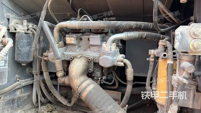 液壓泵斜45?左(大件艙室) 液壓泵斜45?左(大件艙室)