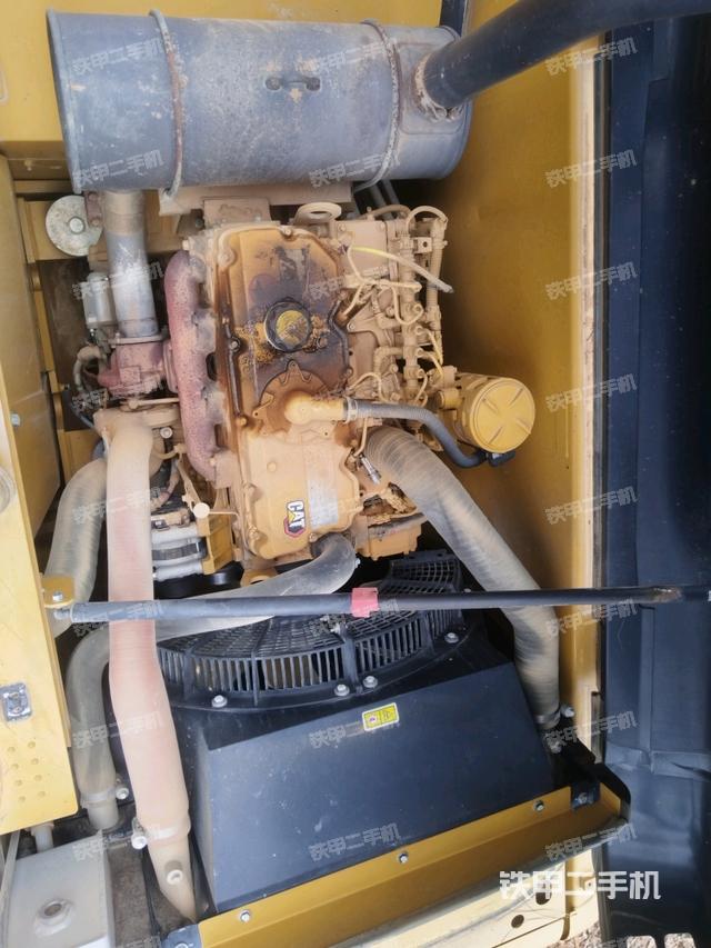 發(fā)動機(jī)室(上車部件) 發(fā)動機(jī)室(上車部件)